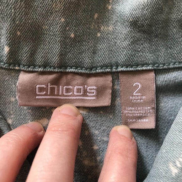 CHICO'S sz 2 Tie Dye Ombre Bleach Dyed Denim Jean Jacket Scruntchy Sleeve Cuffs - Picture 3 of 8